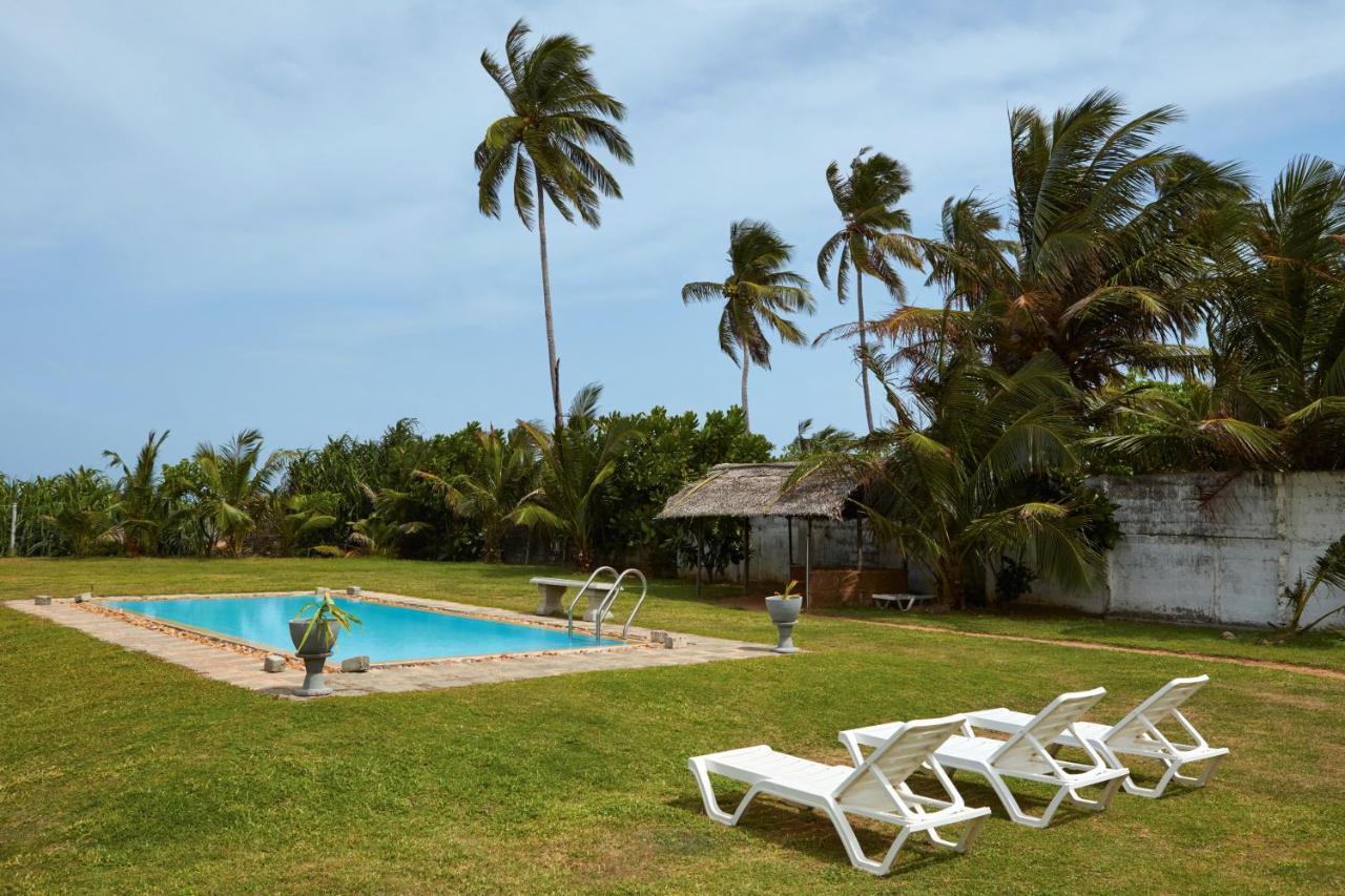 Villa Sunbird Negombo Exterior photo
