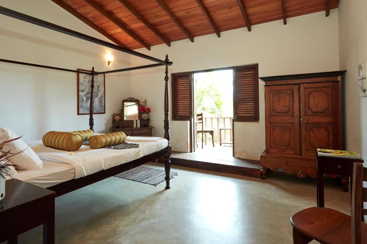 Villa Sunbird Negombo Exterior photo