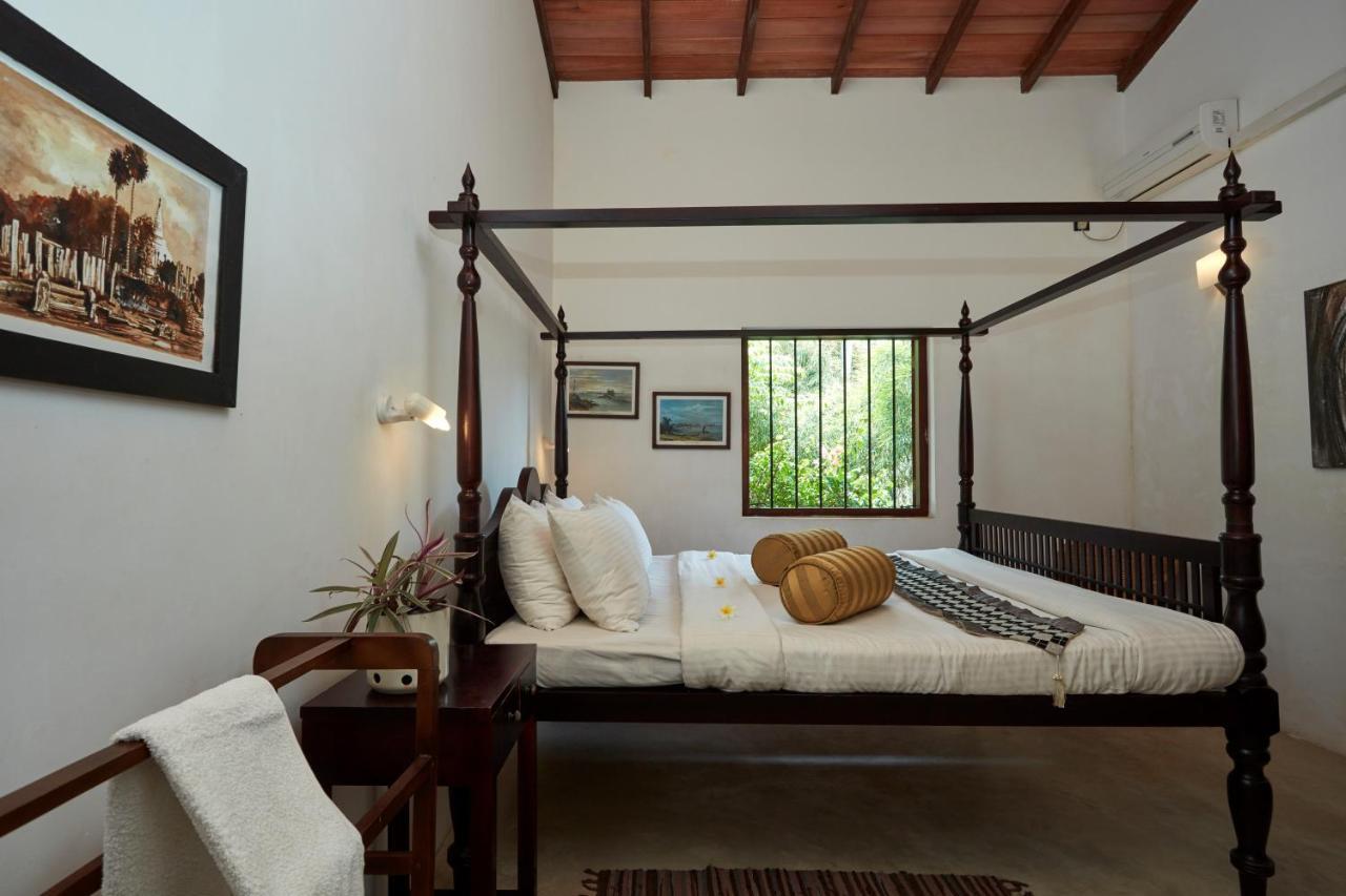 Villa Sunbird Negombo Exterior photo